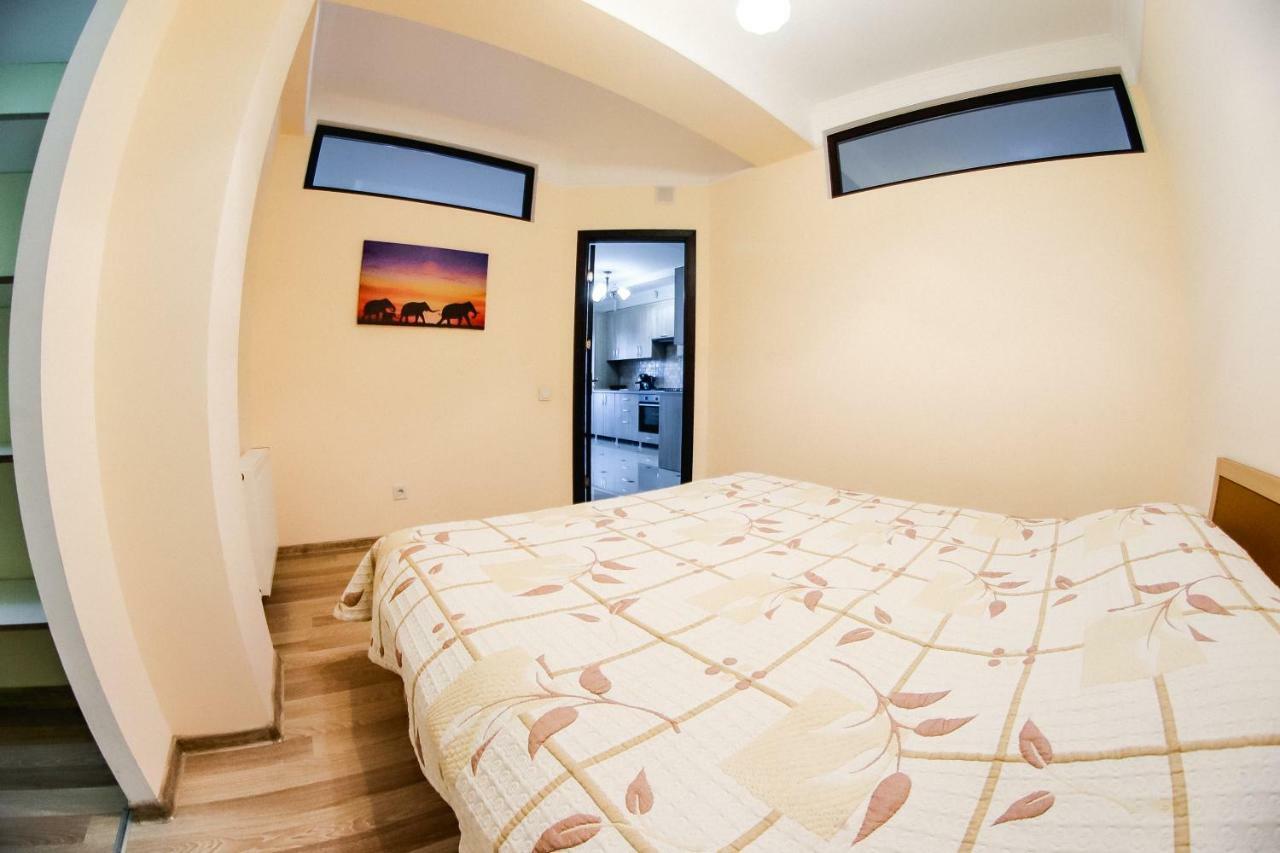 Center Of Chisinau I Close To Stefan Cel Mare Street I Lev Tolstoi Ngoại thất bức ảnh